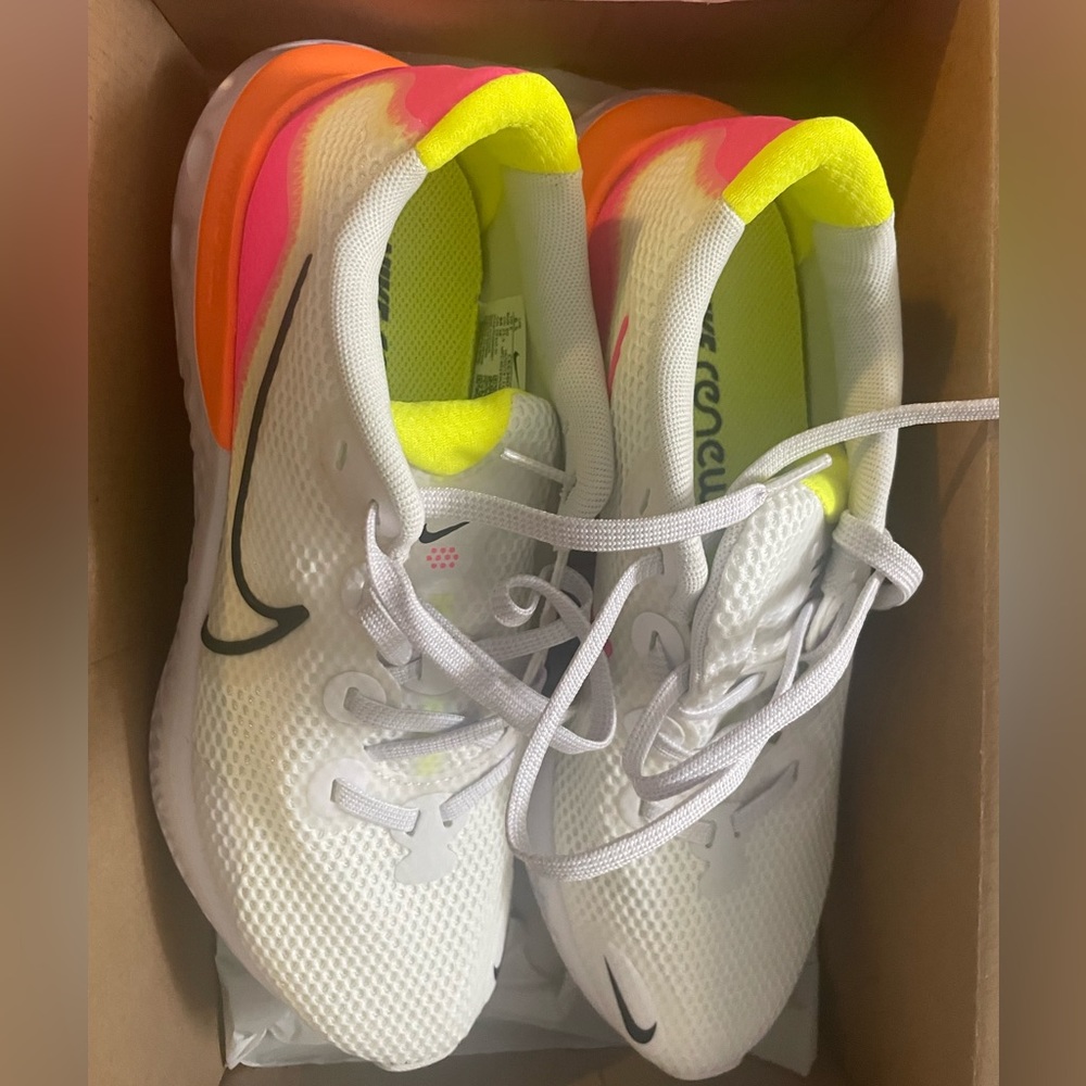 Nike sneakers never worn